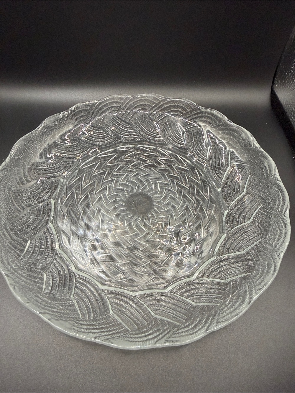 Vintage RARE Arcoroc Atlantic Deep Salad Plate/Bowl 8.5”
